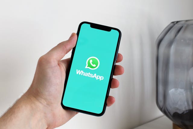 Estafes per whatsapp: Així pots evitar les estafes a través de whatsapp